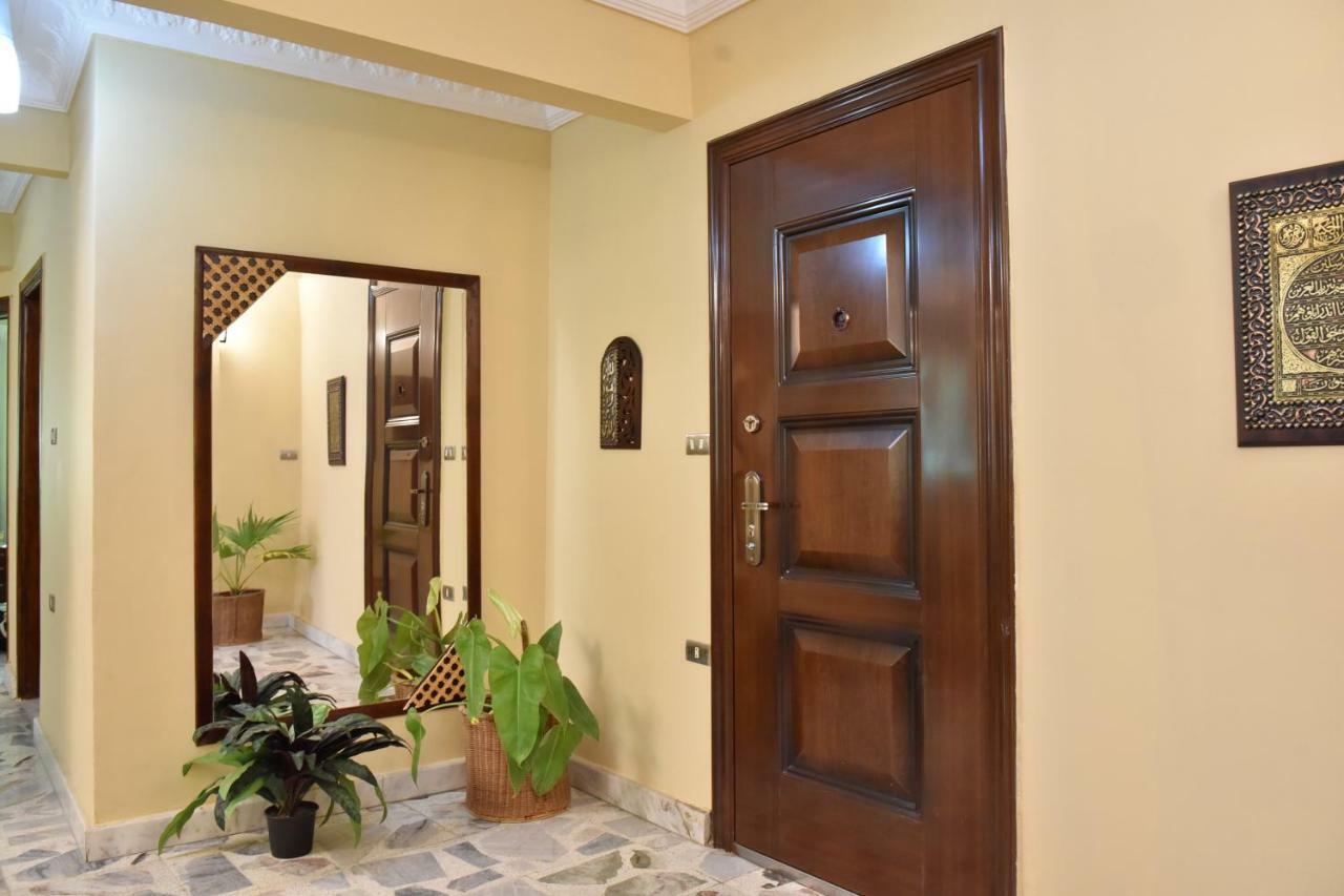 Two-Bedroom Apartment At Mohamed Farid Street Cairo Ngoại thất bức ảnh