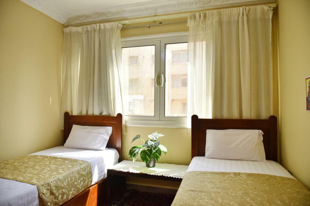 Two-Bedroom Apartment At Mohamed Farid Street Cairo Ngoại thất bức ảnh