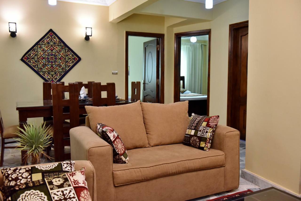 Two-Bedroom Apartment At Mohamed Farid Street Cairo Ngoại thất bức ảnh