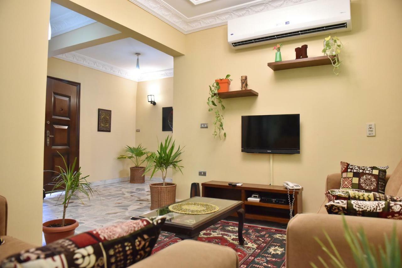 Two-Bedroom Apartment At Mohamed Farid Street Cairo Ngoại thất bức ảnh
