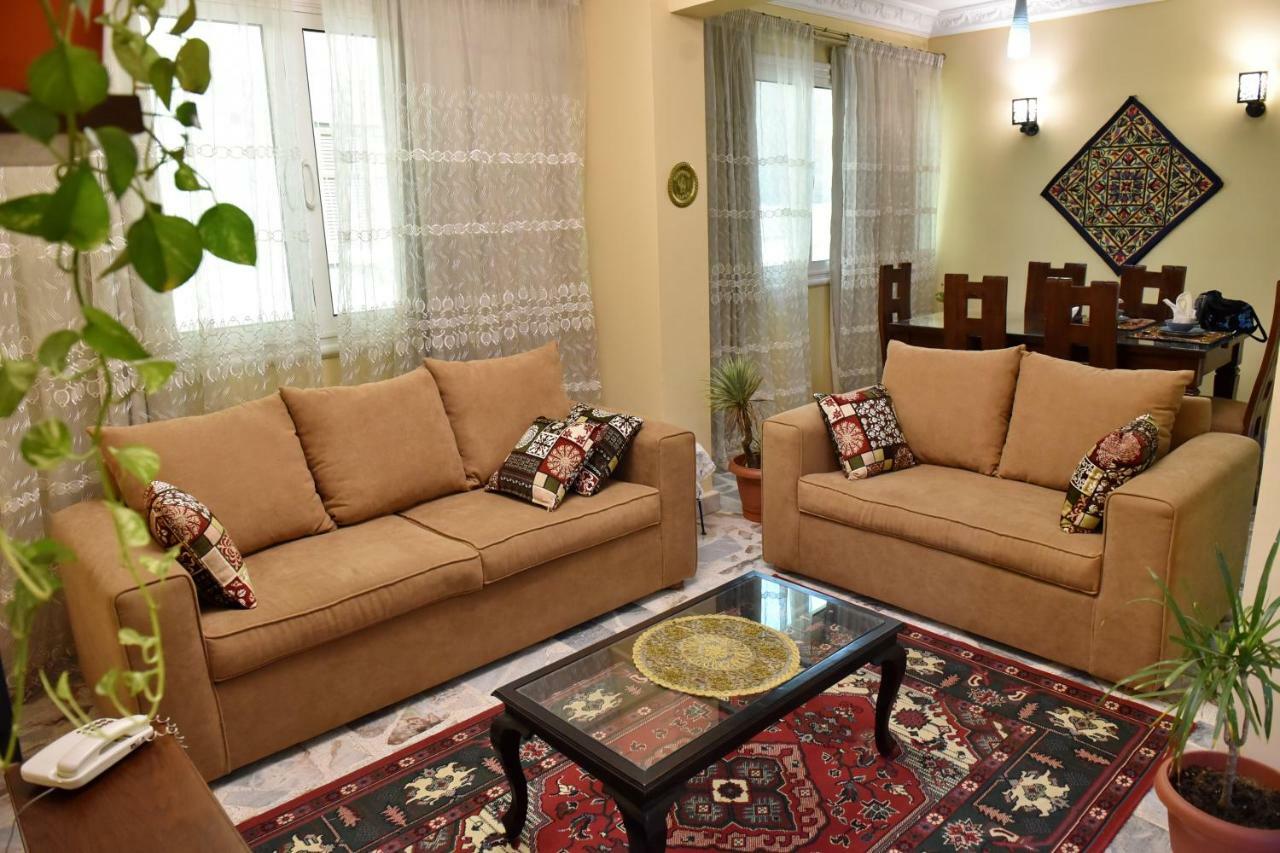 Two-Bedroom Apartment At Mohamed Farid Street Cairo Ngoại thất bức ảnh